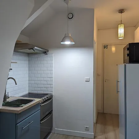 Apartman Sous Les Toits De Paris *