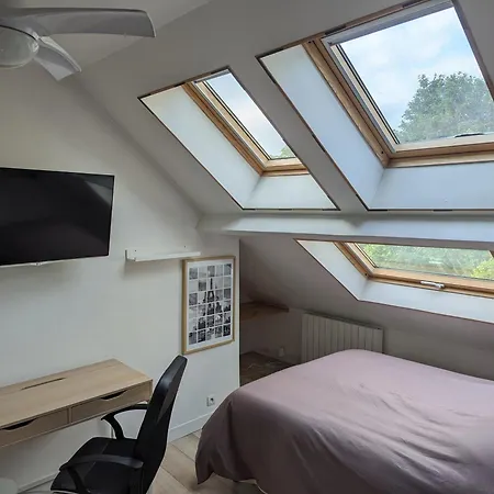 Apartman Sous Les Toits De Paris